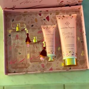 Nanette Lepore 4 piece fragrance set- beauty aboard